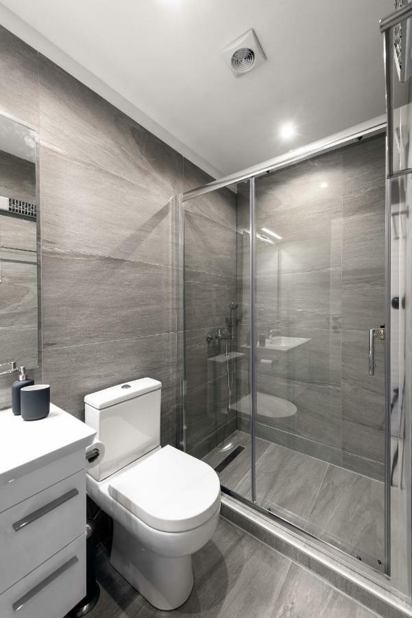 M&F Luxury Suites M Suite Thessaloniki Exterior photo
